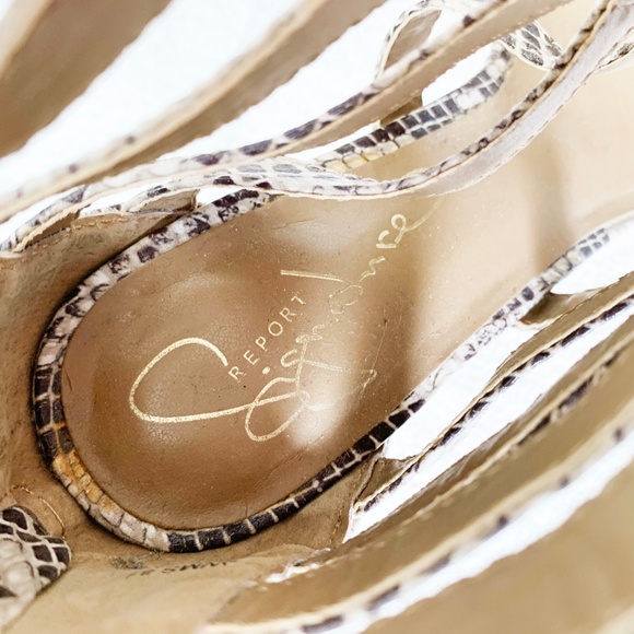 SALES! Snake Print Pumps Size 8.5 - Picture 6 of 7